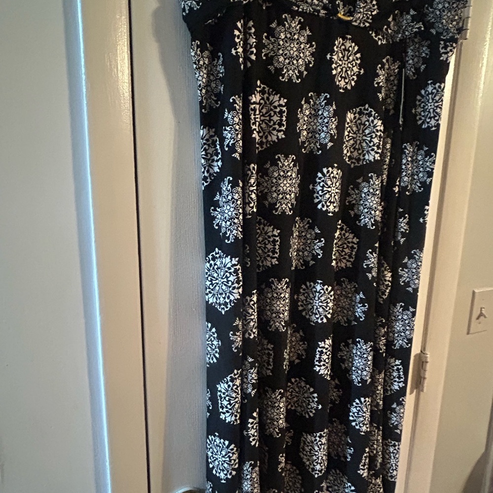 Elegant Black and White Patterned Swim Cover Skirt